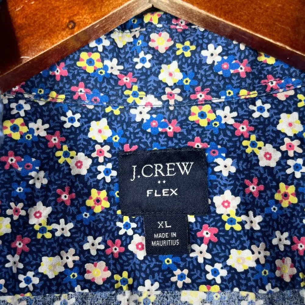 J Crew Flex Shirt XL Blue Colorful Floral Print Button Up Short Sleeve Mens